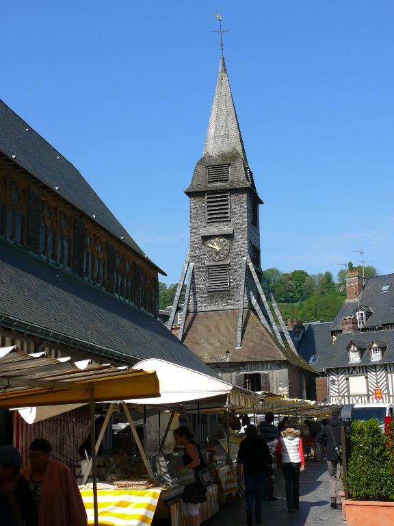 Chez Fifille Appartement Dans Honfleur Parking Prive Ruang foto